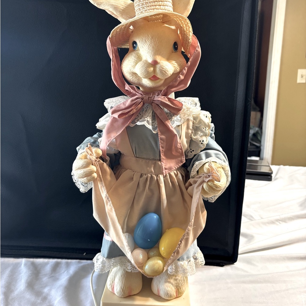 Vintage 1992 Telco original Motion Ettes animated Easter Bunny